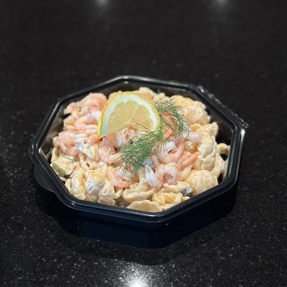 Krämig pastasallad med räkor